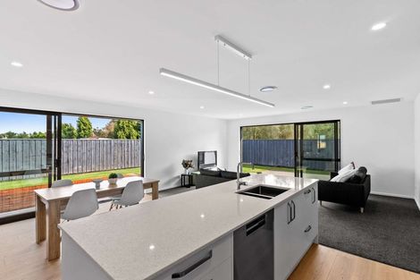 Photo of property in 12c Wykes Place, Amberley, 7410