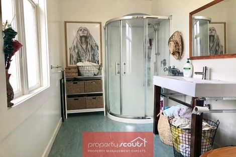 Photo of property in 6 Princes Street, Fitzroy, New Plymouth, 4312