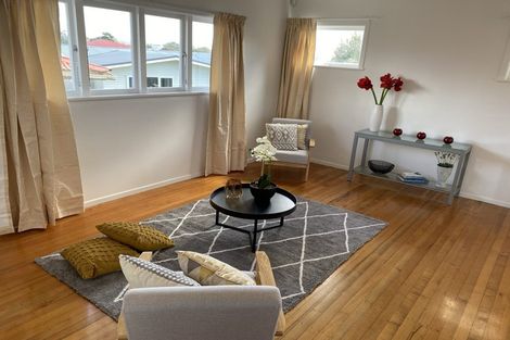 Photo of property in 4 Keats Place, Blockhouse Bay, Auckland, 0600