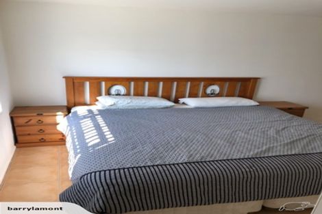 Photo of property in 2a Hoskins Avenue, Hillsborough, Auckland, 1042