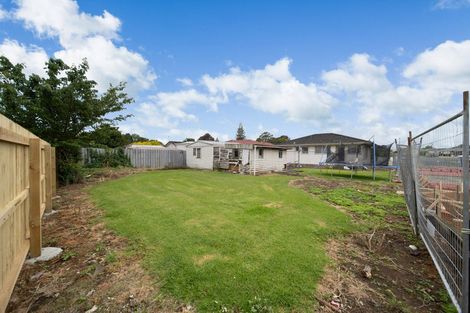 Photo of property in 12 Kivell Close, Mangere East, Auckland, 2024