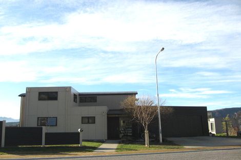 Photo of property in 21 Hyland Street, Wanaka, 9305