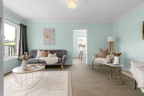 Photo of property in 58 Vardon Road, St Andrews, Hamilton, 3200