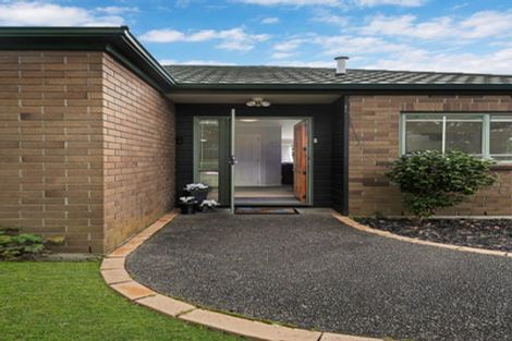 Photo of property in 6 Craiburn Street, Ranui, Auckland, 0612