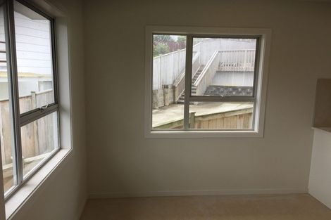 Photo of property in 7 Edgewood Way, Henderson, Auckland, 0612