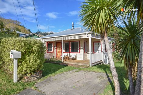 Photo of property in 6 Dickson Street, Macandrew Bay, Dunedin, 9014