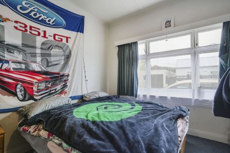 Photo of property in 19 Prendergast Street, South Dunedin, Dunedin, 9012