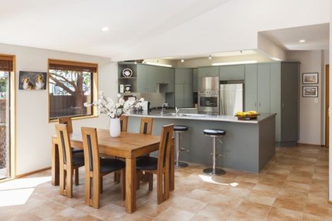 Photo of property in 22c Browns Road, St Albans, Christchurch, 8014