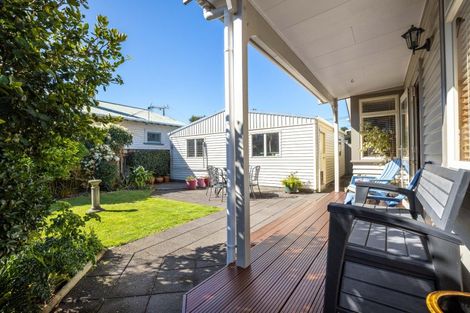 Photo of property in 117 Carrington Street, Lower Vogeltown, New Plymouth, 4310