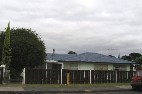 Photo of property in 1/73 Hellyers Street, Birkdale, Auckland, 0626