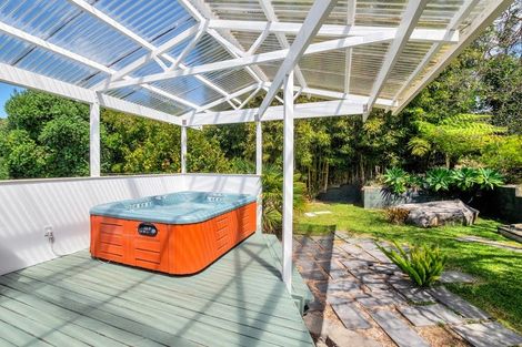 Photo of property in 50 Awaruku Road, Torbay, Auckland, 0630