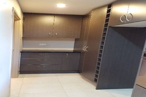 Photo of property in 112 Forrest Hill Road, Forrest Hill, Auckland, 0620