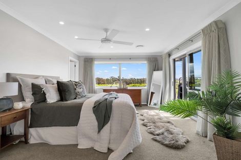 Photo of property in 106 Sereno Vista, Bellevue, Tauranga, 3110