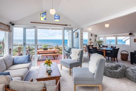 Photo of property in 154 Owhiro Bay Parade, Owhiro Bay, Wellington, 6023