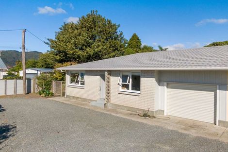 Photo of property in 1/8 Derwent Lee Grove, Epuni, Lower Hutt, 5011