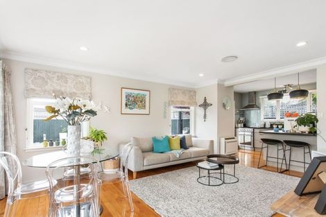 Photo of property in 2 Bullock Place, Ilam, Christchurch, 8041