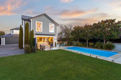 Photo of property in 12 Nightingale Place, Papanui, Christchurch, 8053