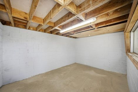 Photo of property in 1/9 Phillipa Place, Browns Bay, Auckland, 0630