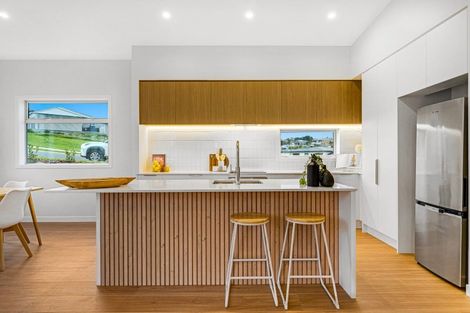 Photo of property in 37 Kia Kaha Drive, Snells Beach, 0920