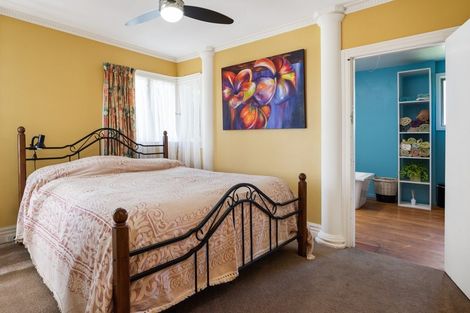 Photo of property in 9 Lincoln Street, Picton, 7220