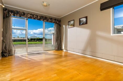 Photo of property in 117 Mahana Road, Waimauku, 0881