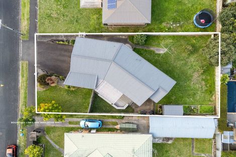 Photo of property in 14 Mears Road, St Andrews, Hamilton, 3200