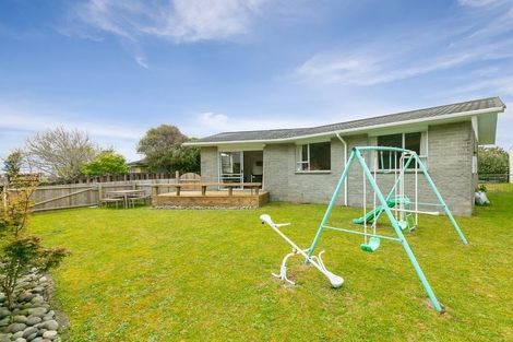 Photo of property in 11 Warkworth Grove, Bell Block, New Plymouth, 4312