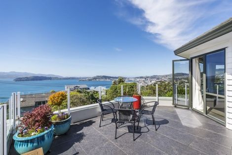 Photo of property in 15 Whitu Street, Khandallah, Wellington, 6035