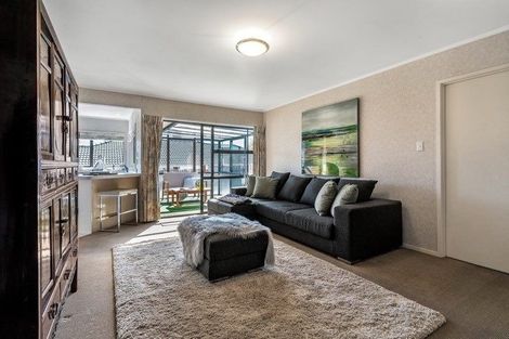Photo of property in 45 Orangewood Drive, Northpark, Auckland, 2013