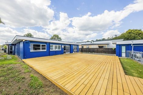 Photo of property in 32 Beach Road, Pahurehure, Papakura, 2113