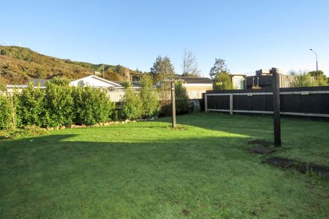 Photo of property in 75 Shiel Street, Reefton, 7830