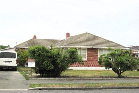 Photo of property in 23 Malta Crescent, South New Brighton, Christchurch, 8062