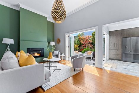 Photo of property in 14 Eversleigh Road, Belmont, Auckland, 0622