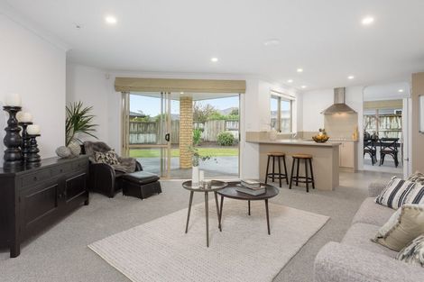 Photo of property in 8 Dove Place, Pyes Pa, Tauranga, 3112