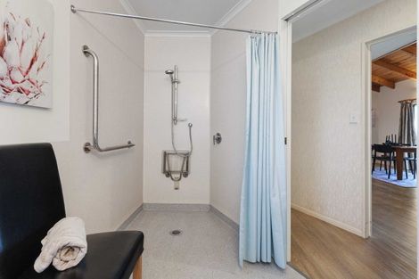 Photo of property in 118 Paparata Road, Bombay, 2675