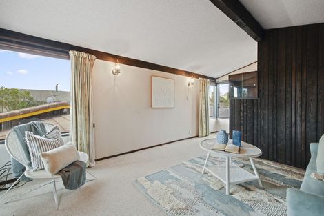 Photo of property in 18 Hawkswood Place, Avonhead, Christchurch, 8042