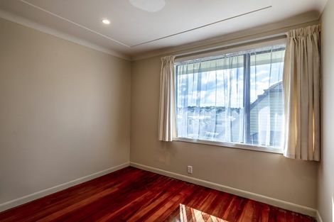 Photo of property in 22 Littlejohn Street, Hillsborough, Auckland, 1042