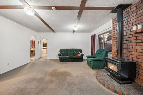 Photo of property in 13 Huber Street, Weymouth, Auckland, 2103