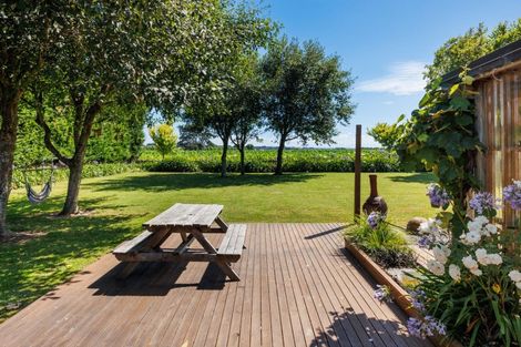 Photo of property in 807 Kaimatarau Road, Rongotea, Palmerston North, 4473