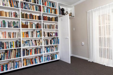 Photo of property in 11 Cliff Street, Onerahi, Whangarei, 0110