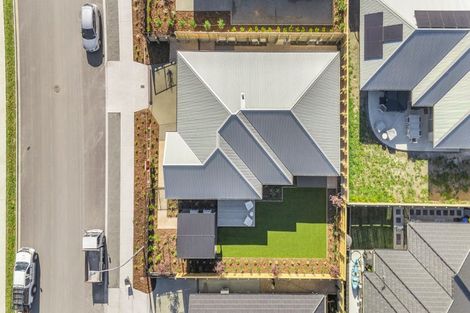 Photo of property in 16 Homestead Avenue, Stoke, Nelson, 7011