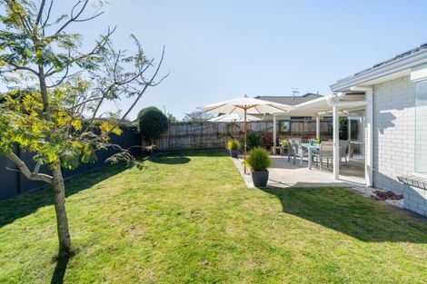 Photo of property in 2 Lasiandra Place, Mount Maunganui, 3116
