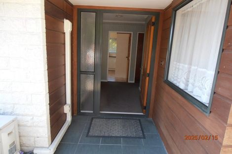 Photo of property in 28 Swansea Street, Hokowhitu, Palmerston North, 4410