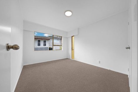 Photo of property in 1/132 Hutchinsons Road, Bucklands Beach, Auckland, 2014