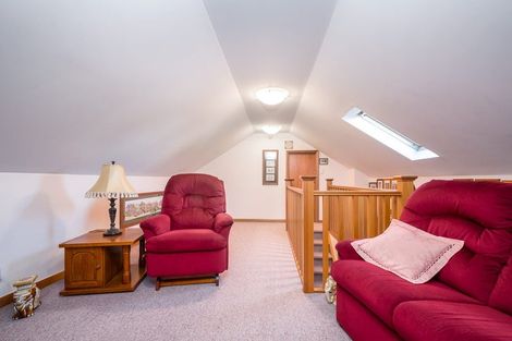 Photo of property in 55 Frankleigh Street, Somerfield, Christchurch, 8024