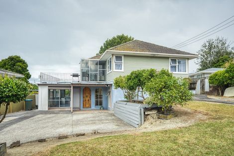Photo of property in 8 Condliffe Place, New Windsor, Auckland, 0600