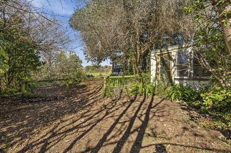Photo of property in 3 Armstrong Avenue, Waitara, 4320