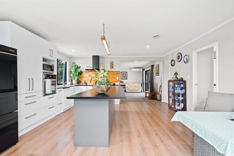 Photo of property in 3 Redwood Rise, Horahora, Whangarei, 0110