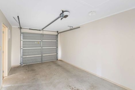 Photo of property in 40 Regents Park Place, Westgate, Auckland, 0614