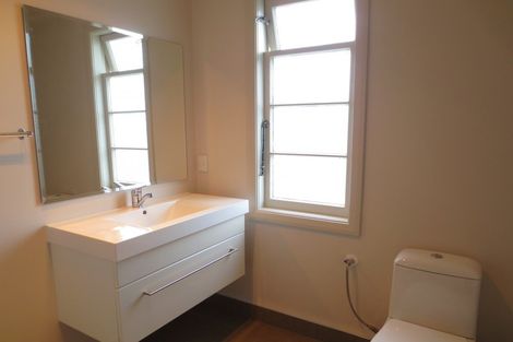 Photo of property in 157-159 Cook Street, West End, Palmerston North, 4410